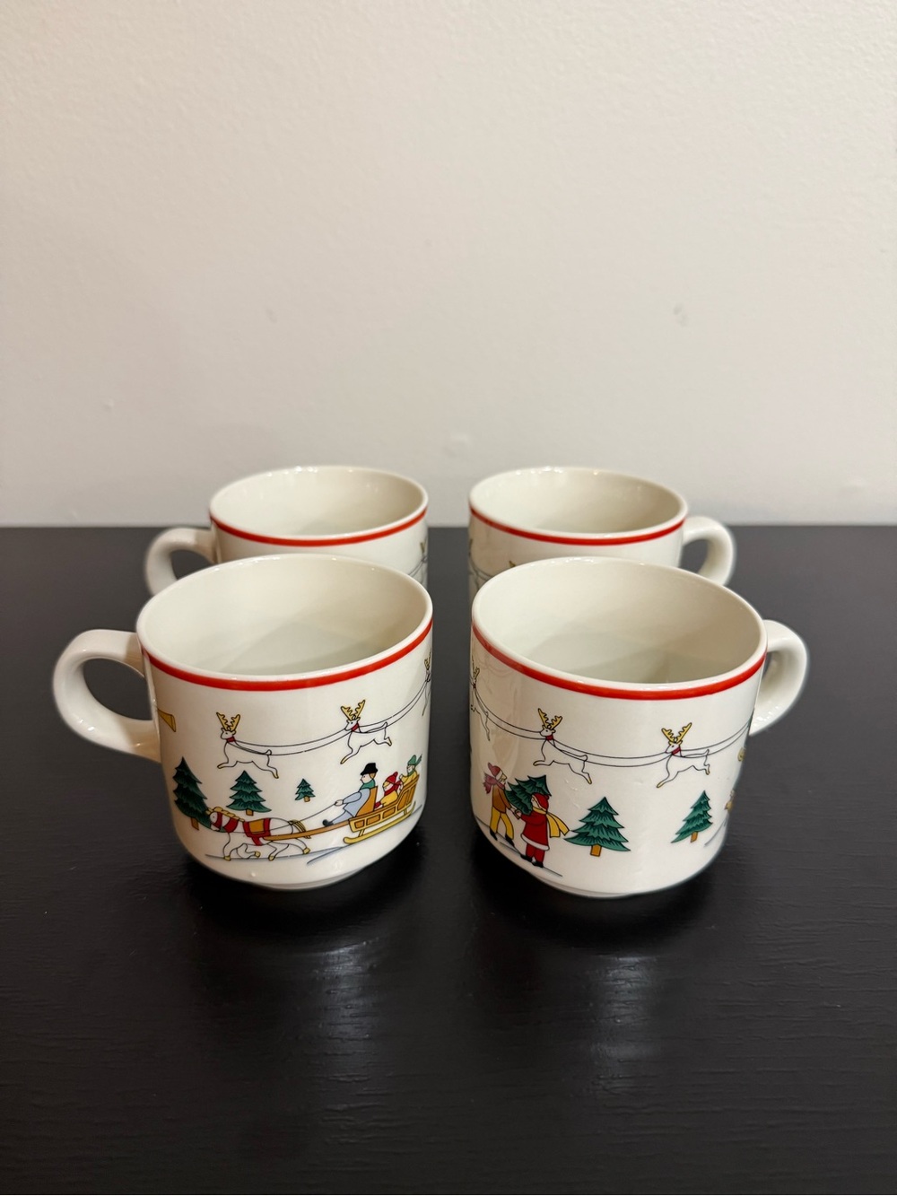 Jamestown China - The Joy of Christmas Ceramic Mug Set of 4 - Picture 5 of 6
